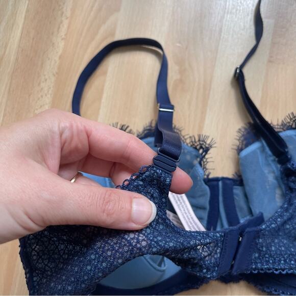 Victorias Secret Bra 36D Navy Blue Lace Dream Angels PushUp Without Padding - Picture 6 of 9